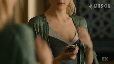 Jennifer Finnigan Nude Find Out At Mr Skin