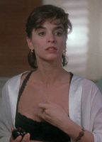 Annabella sciorra tits