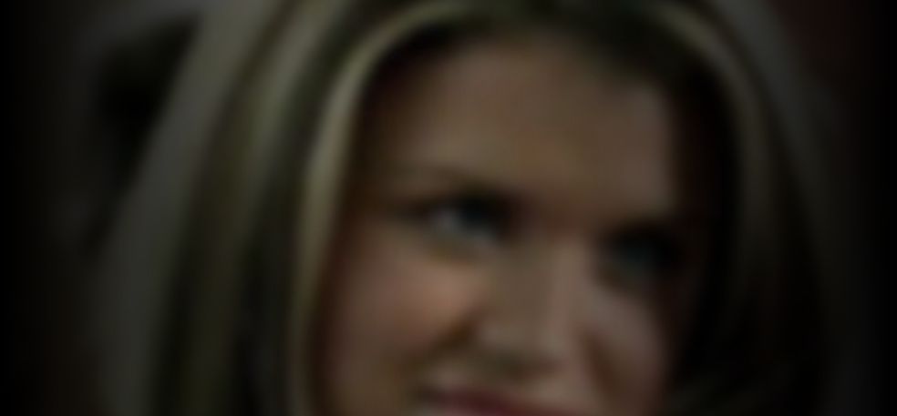 Valeria Andrews  nackt