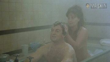 shirleyvalentine-collins1-large-3.jpg?quality=80&width=360&s=86d5da3c9d80dea86e8796a3ad5424c70c45f6e467b464d108663a186c16a1c8